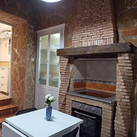 Singular Casa Rustica Con Chimenea,patio,terraza Holiday home